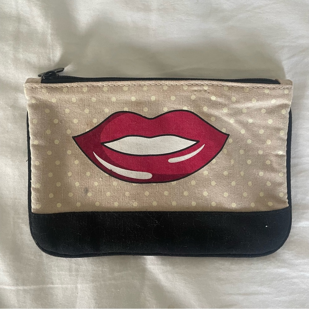 Lips Ipsy Mini Cosmetic Bag
